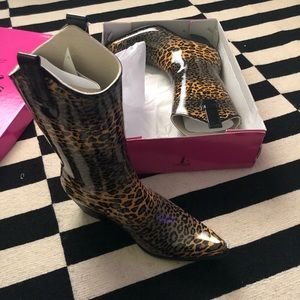 corky’s leopard cowboy rainboots